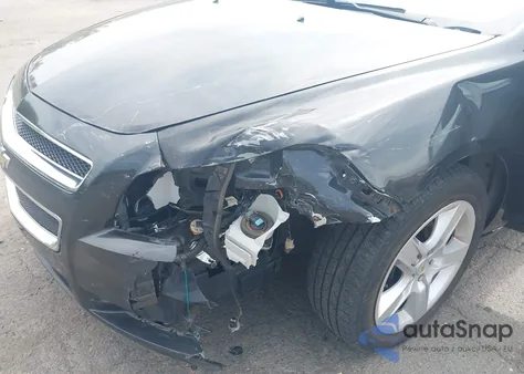 2011 Chevrolet Malibu Ls z USA, uszkodzony, nr VIN 1G1ZB5E19BF128942